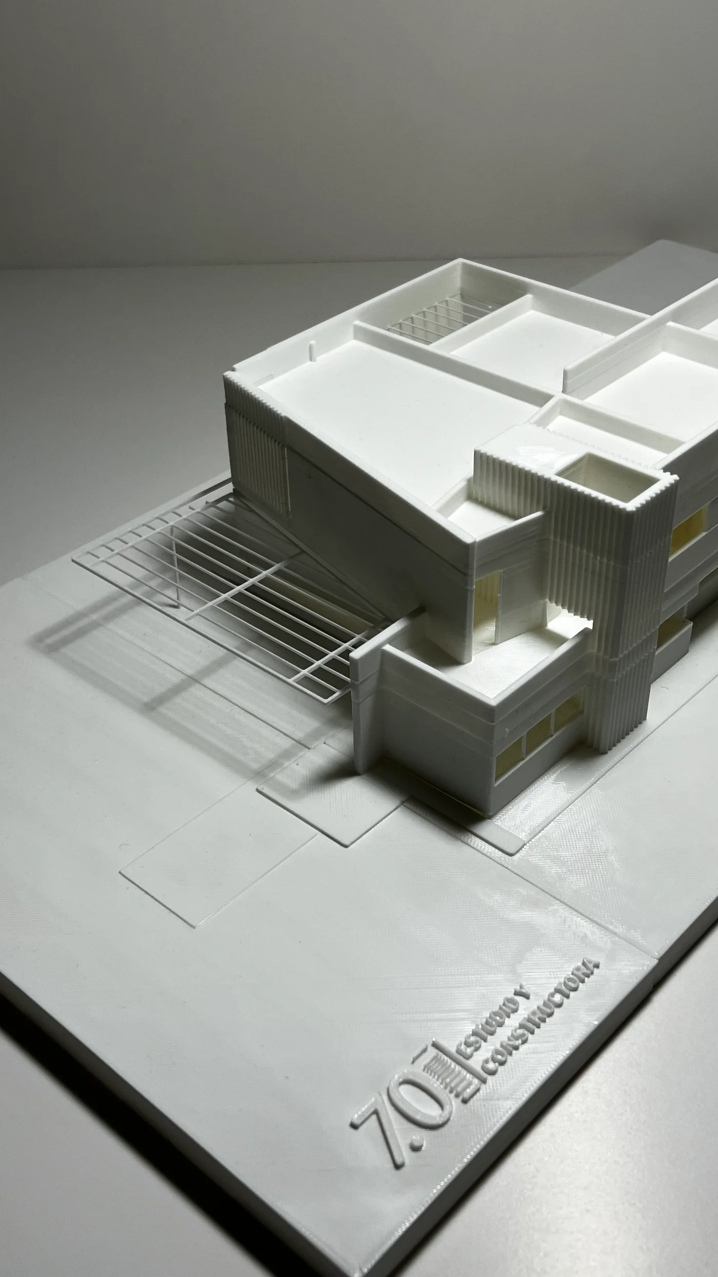 7.0 Estudio y Constructora